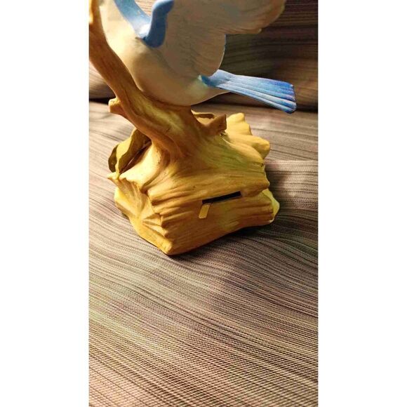 Hand painted blue bird music box - Picture 4 of 7